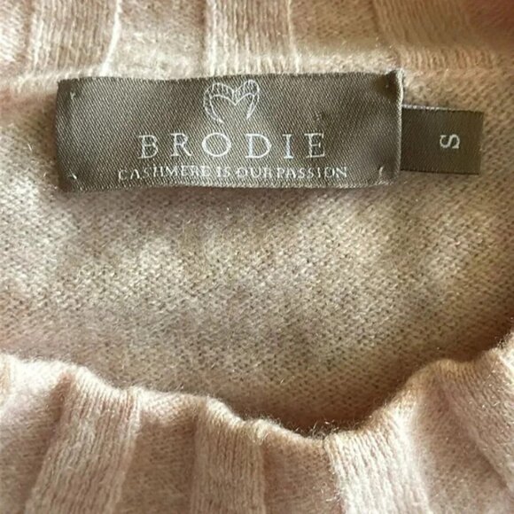 Brodie S light pink cashmere sweater ribbed neckline and cuffs great condition - Picture 6 of 8